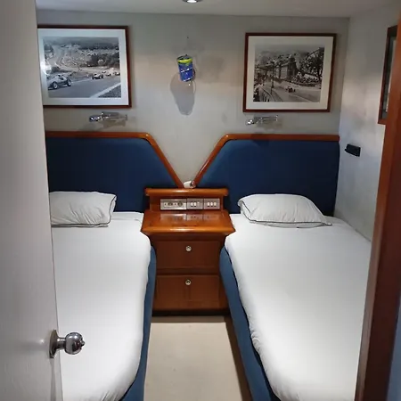 The Boathouse * مالقة