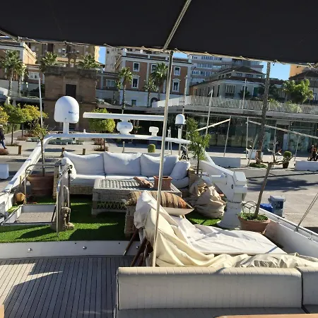 The Boathouse * Malaga