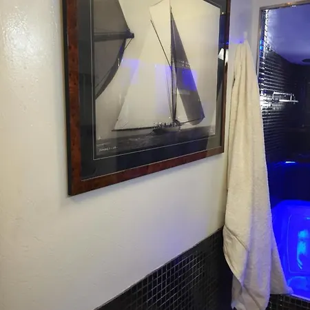 The Boathouse ホームステイ