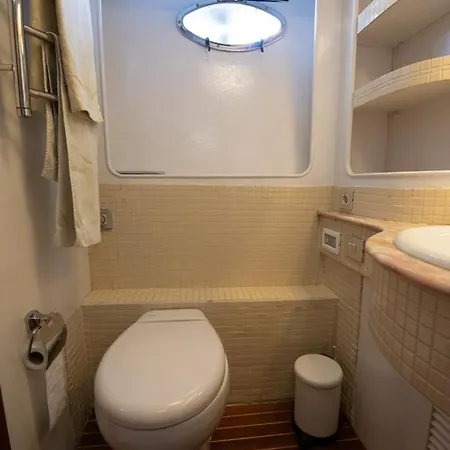 The Boathouse Homestay